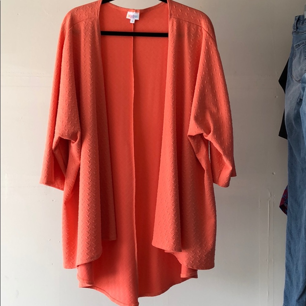 Lularoe Lindsay kimono